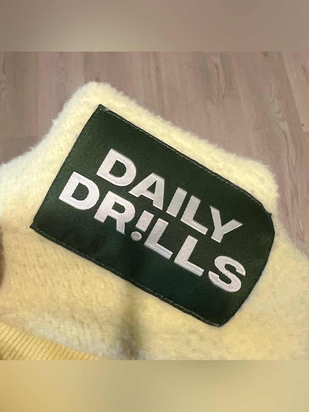 Daily Drills Oversized Crew Lemonade Yellow Henley Sweatshirt - Picture 7 of 9